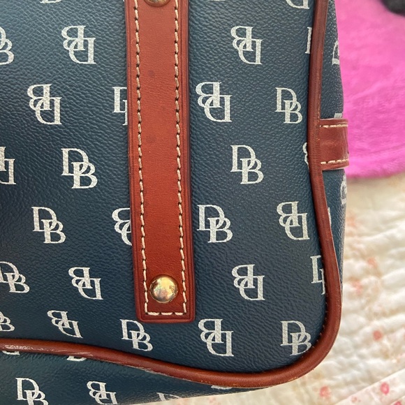 Dooney and Bourke Purse - Picture 8 of 16